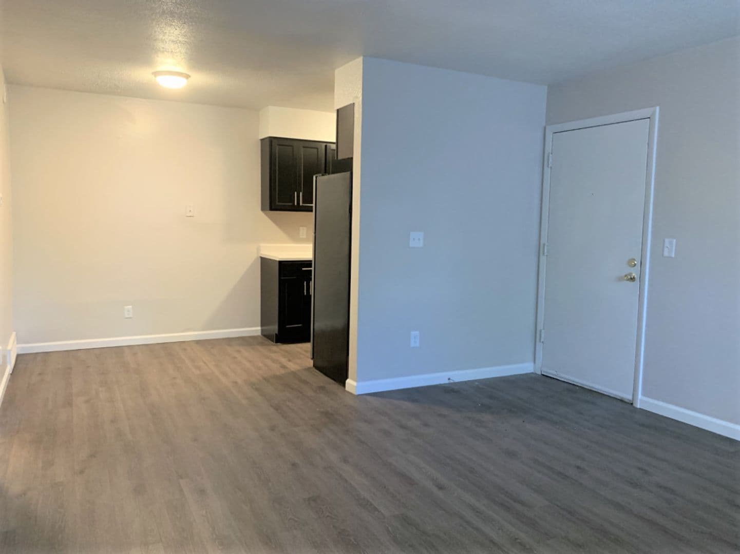 Peoria Apartment: 6516-6500 N University St