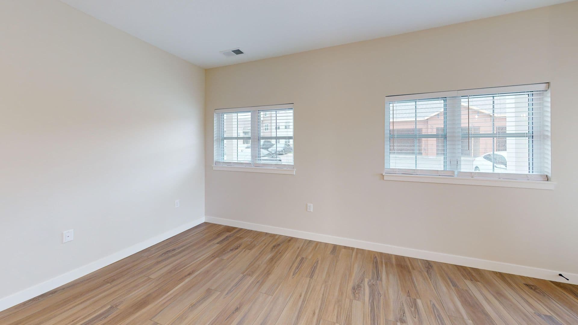 Normal Apartment: 1808 Carden Springs Circle