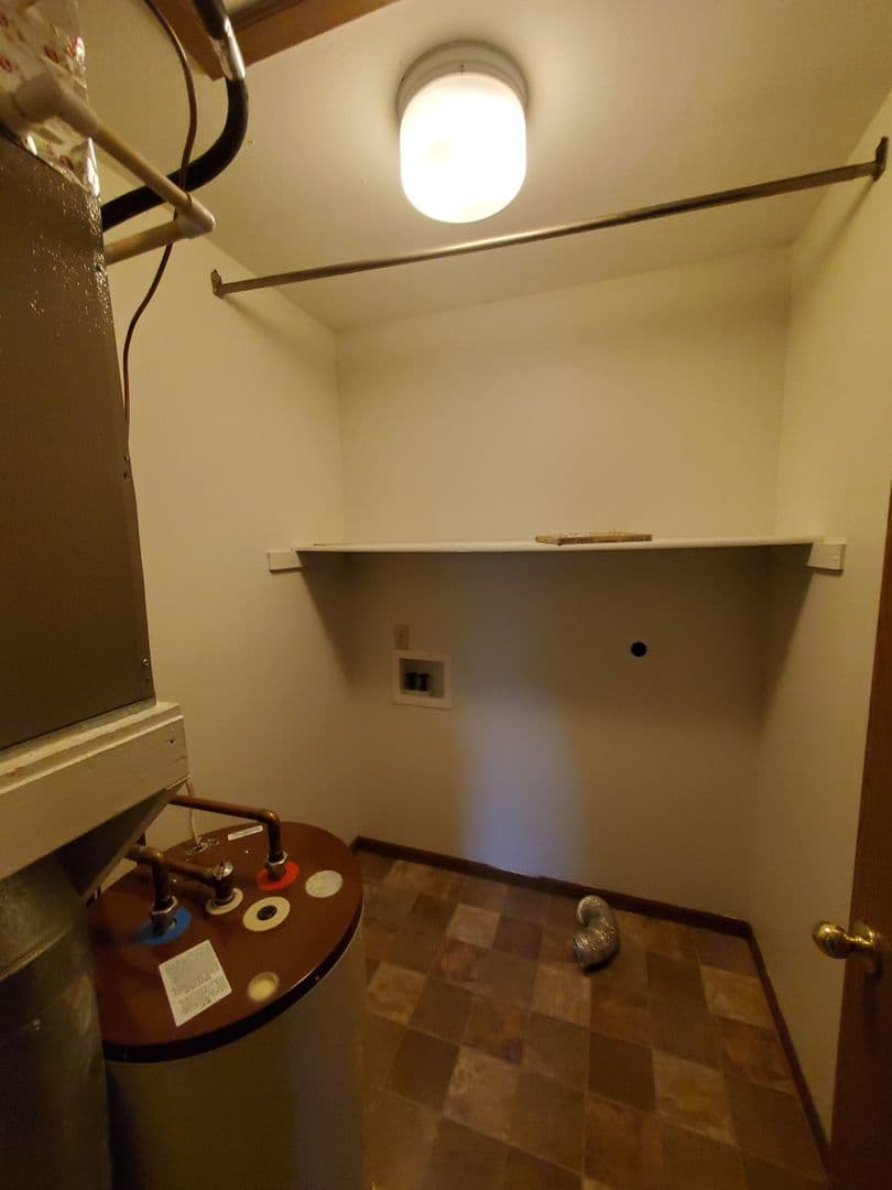 Decatur Apartment: 189 W Hickory Point Road