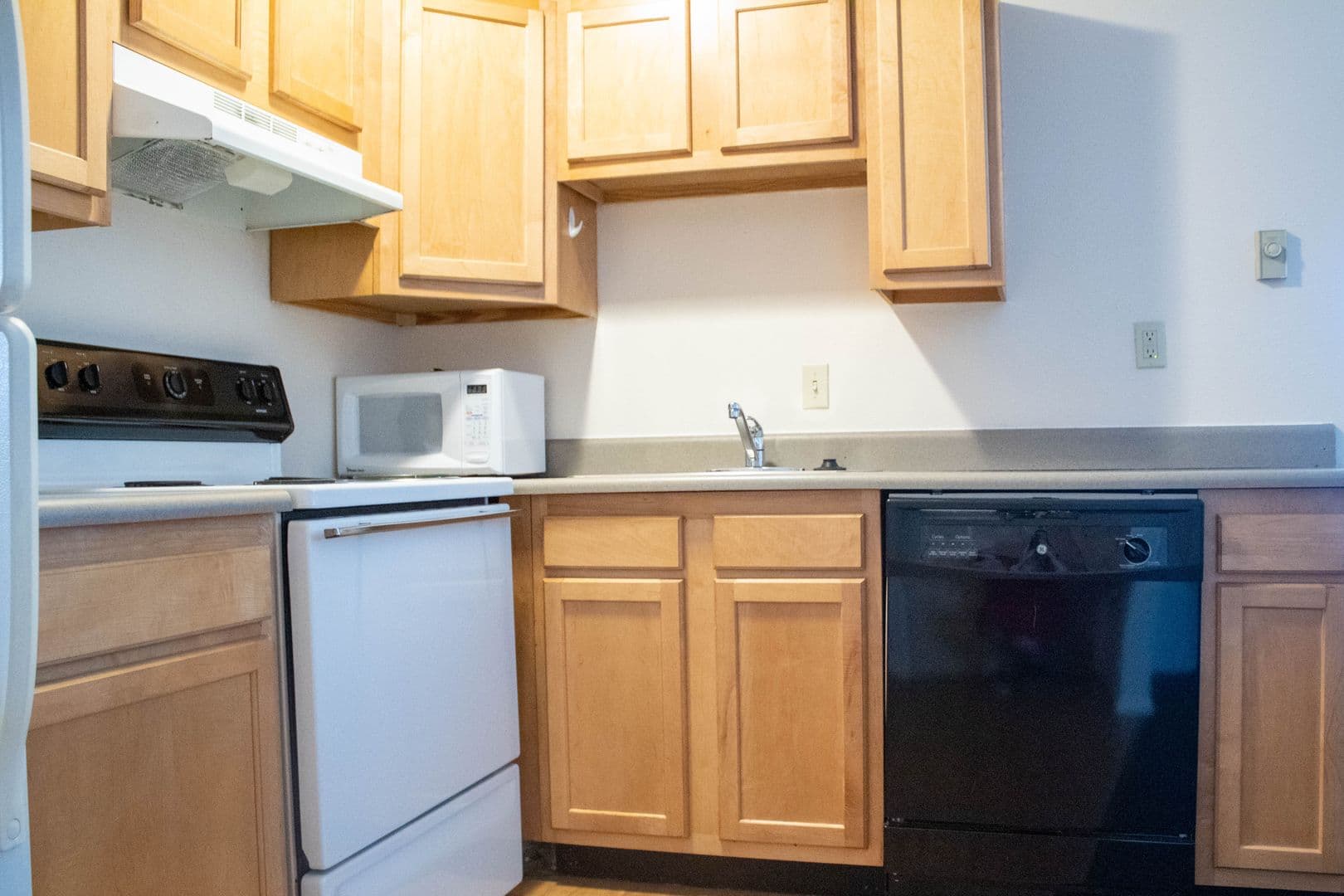 Champaign Apartment: 512 E Clark