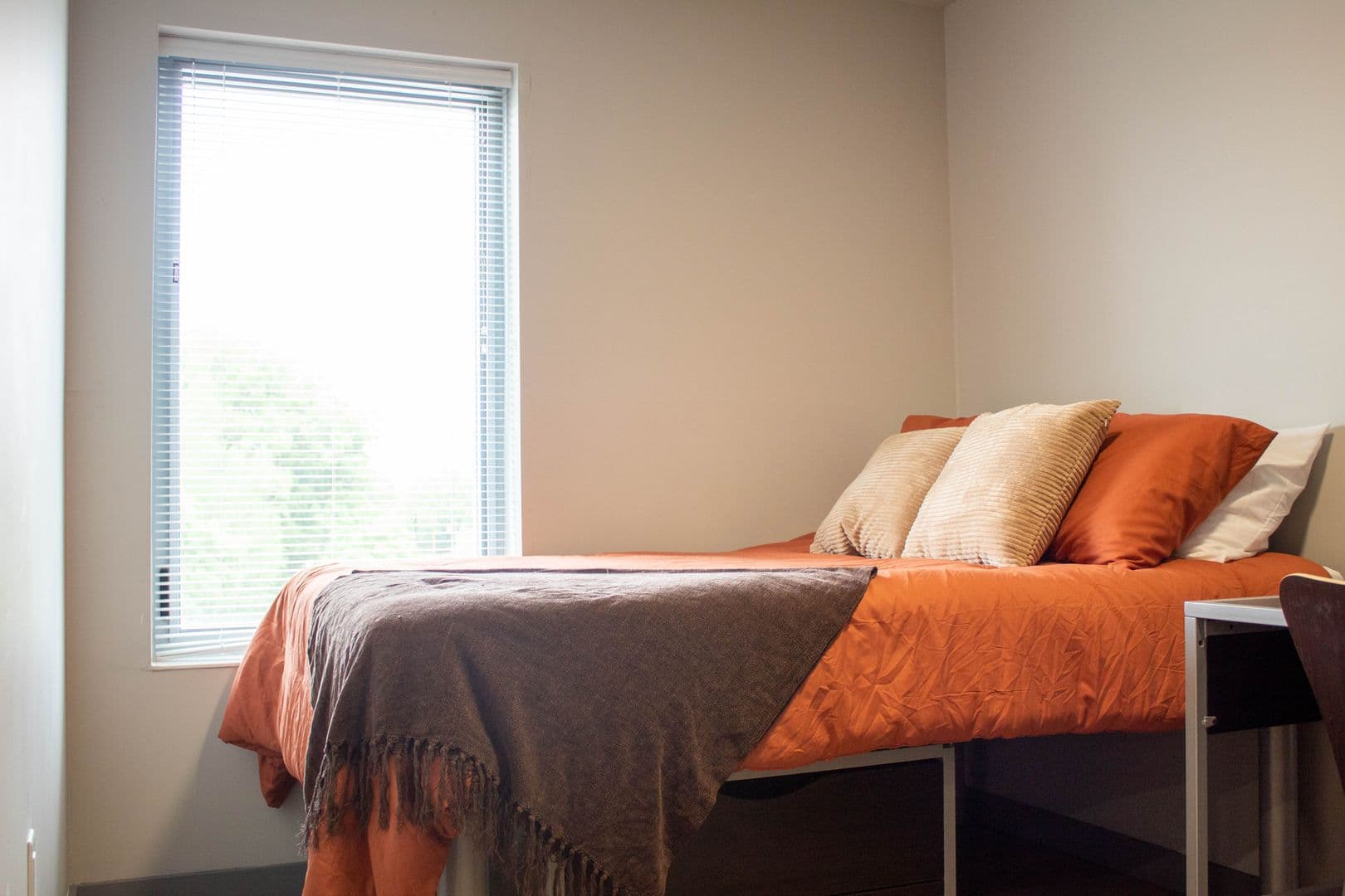 Champaign Apartment: 615 S Wright