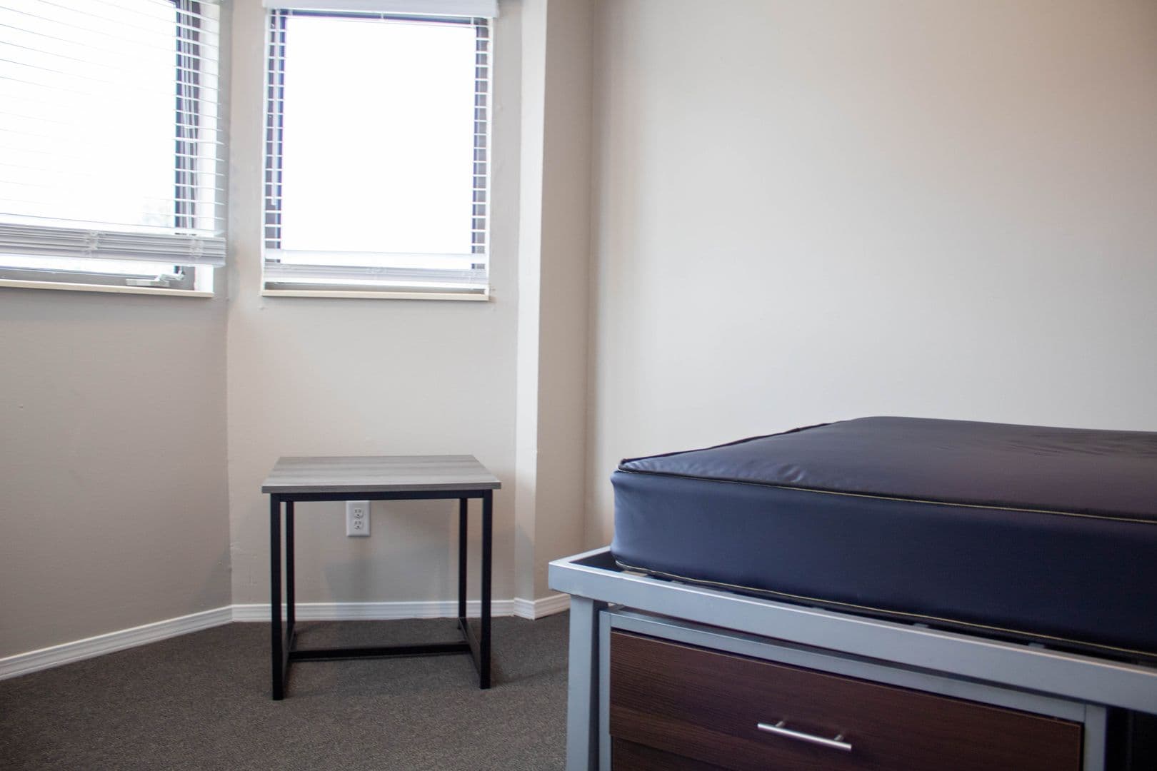Champaign Apartment: 57 E Chalmers Street