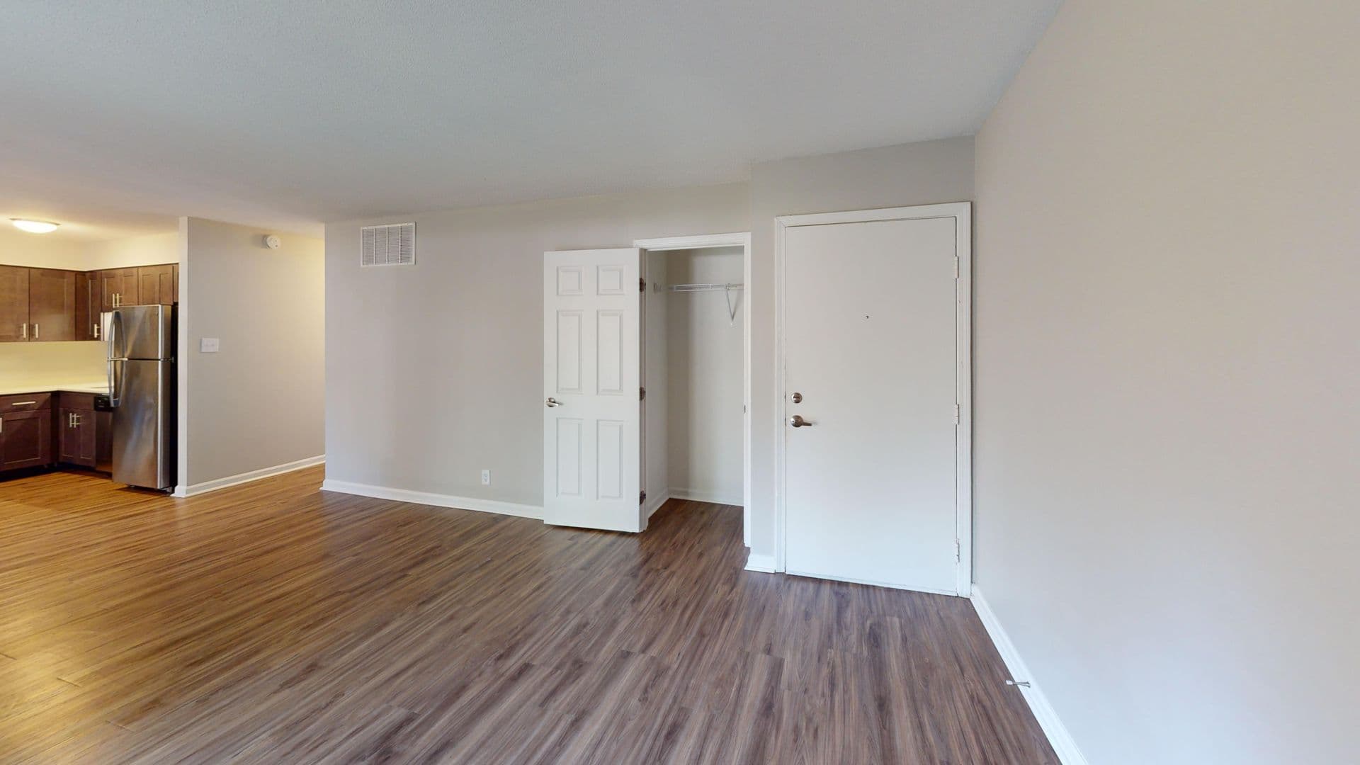 Indianapolis Apartment: 1349 Saddlebrook Court