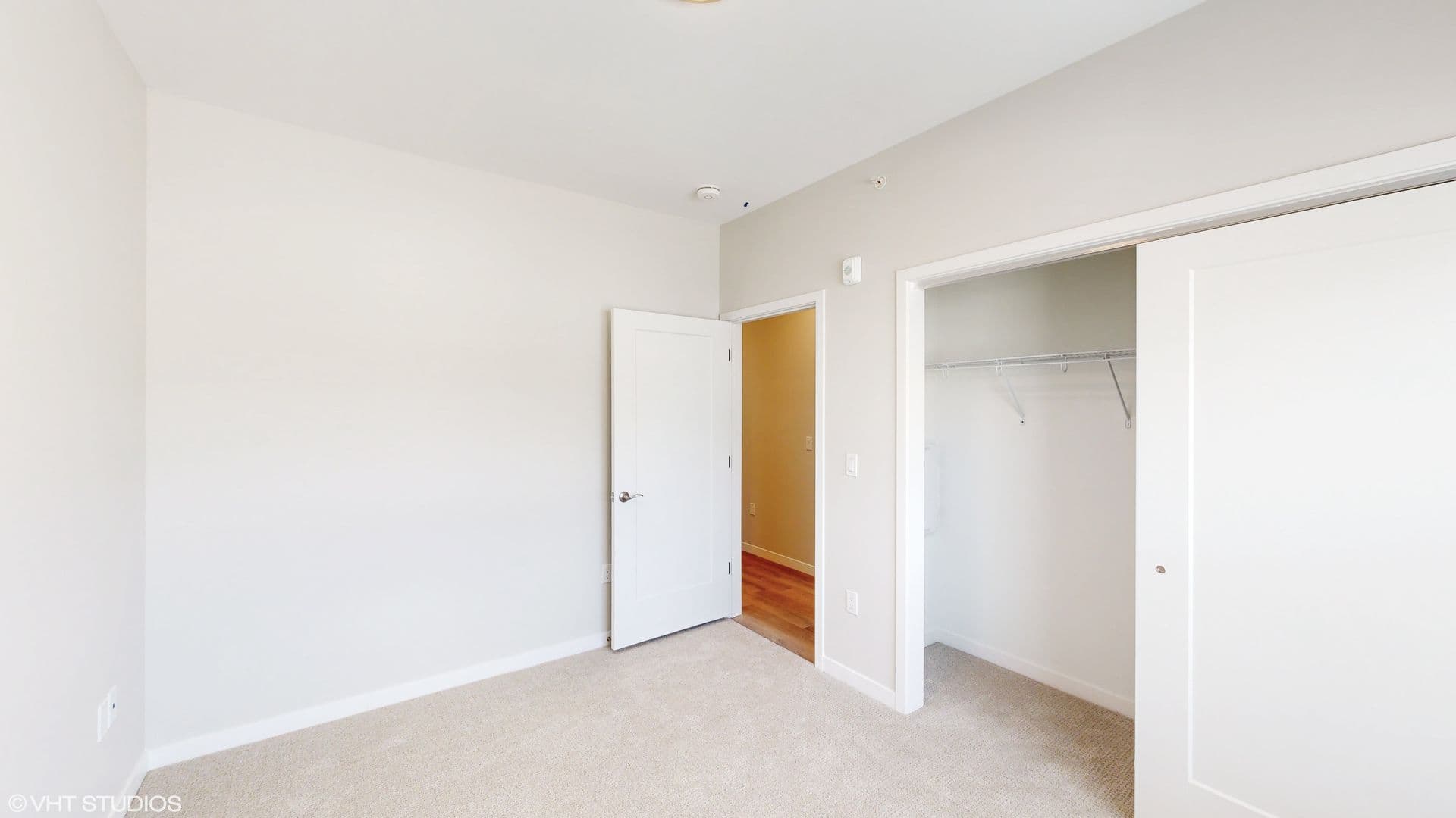 Champaign Apartment: 1915 S. Mattis