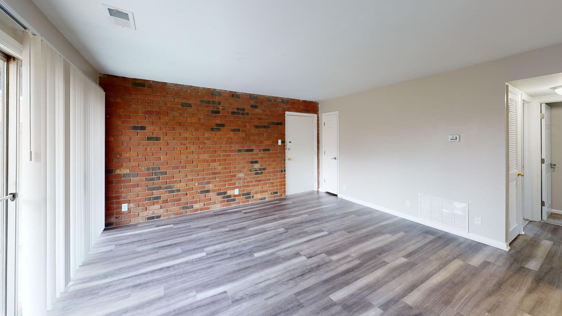 Speedway Apartment: 6010 W 25th Street