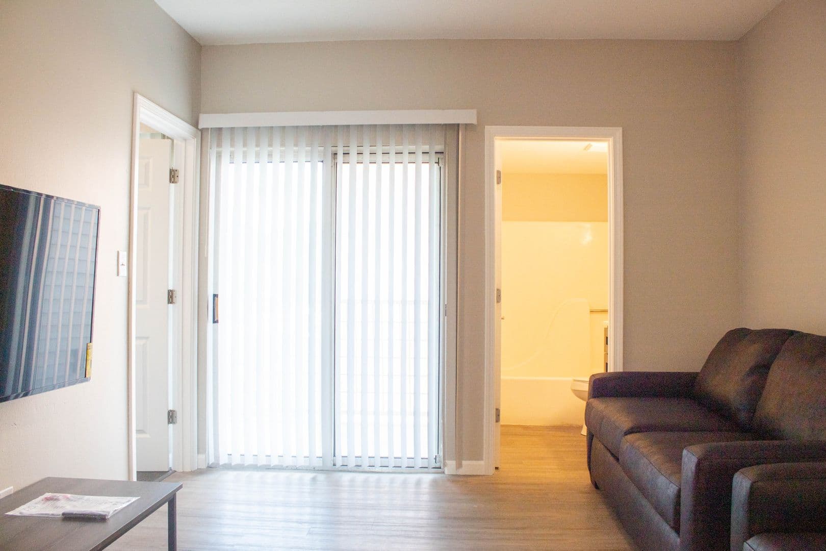 Champaign Apartment: 103 E Chalmers Street