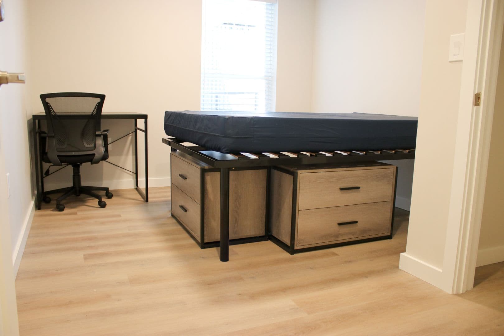 Champaign Apartment: 405 E Stoughton