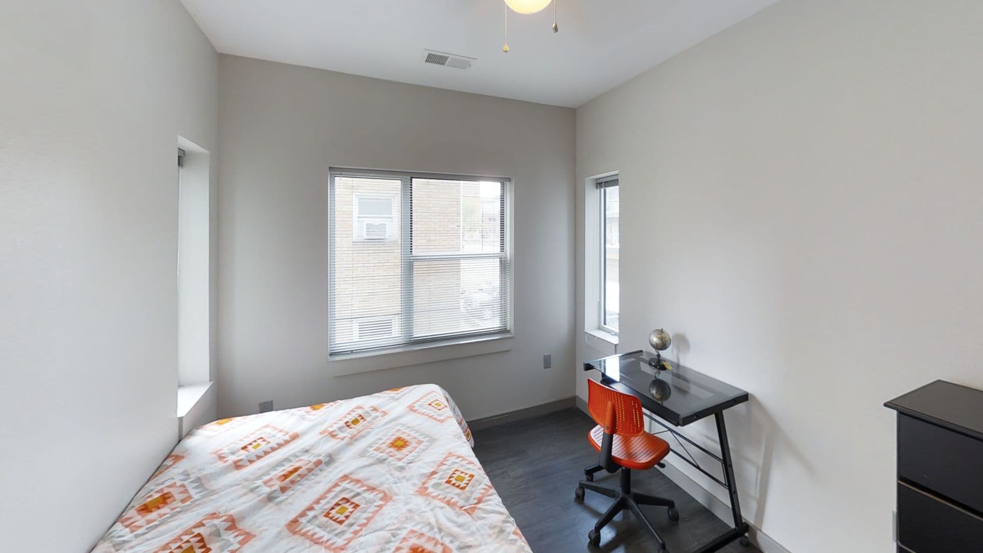 Champaign Apartment: 309 E John