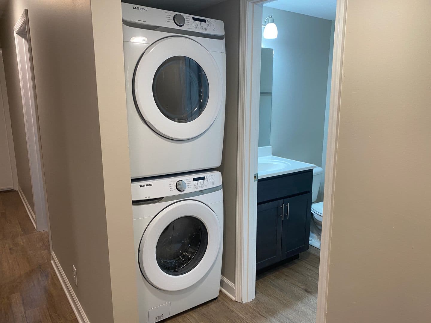 Champaign Apartment: 608 E White Street