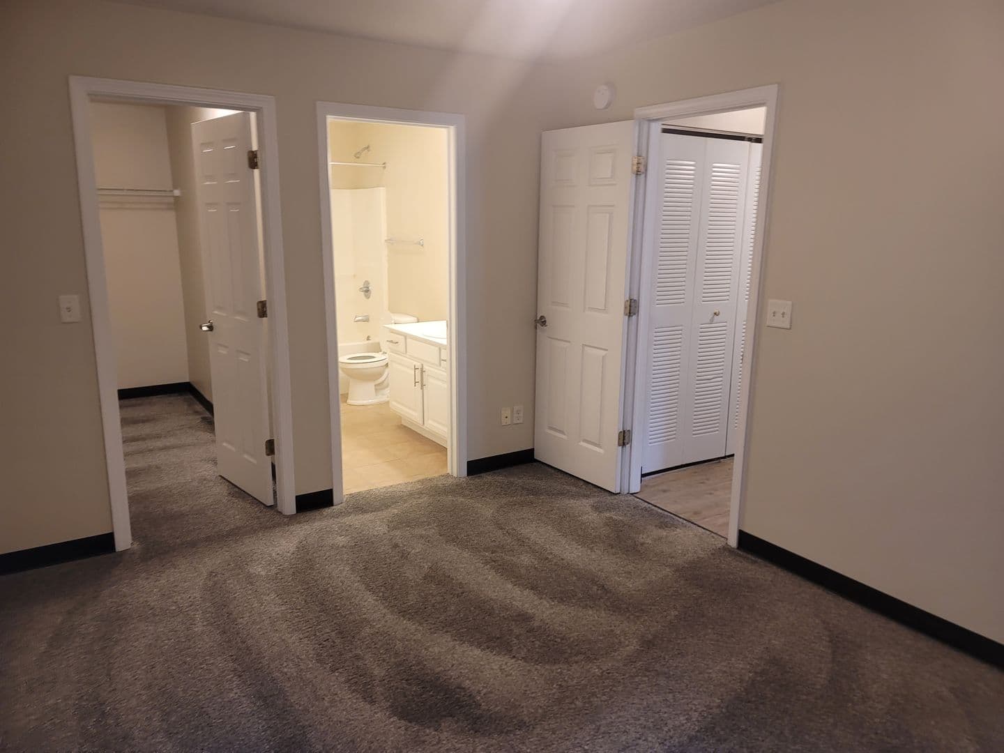 West Lafayette Apartment: 1304 Palmer Dr