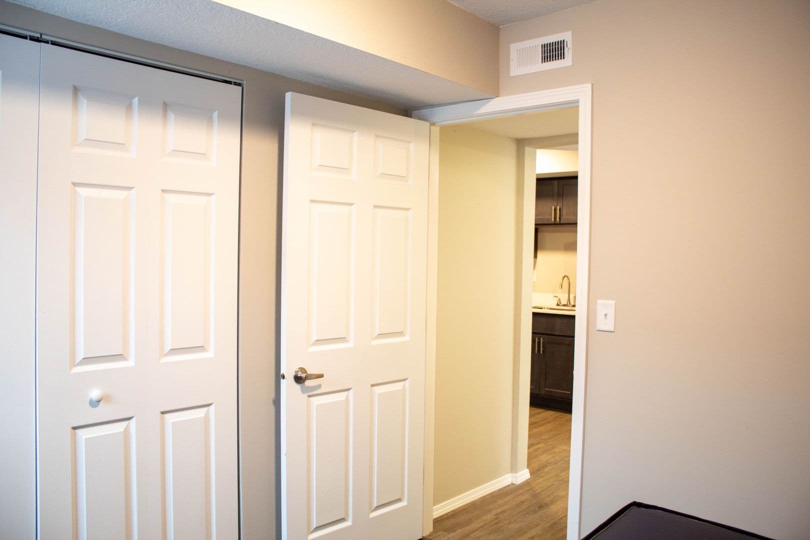 Champaign Apartment: 52 E Armory