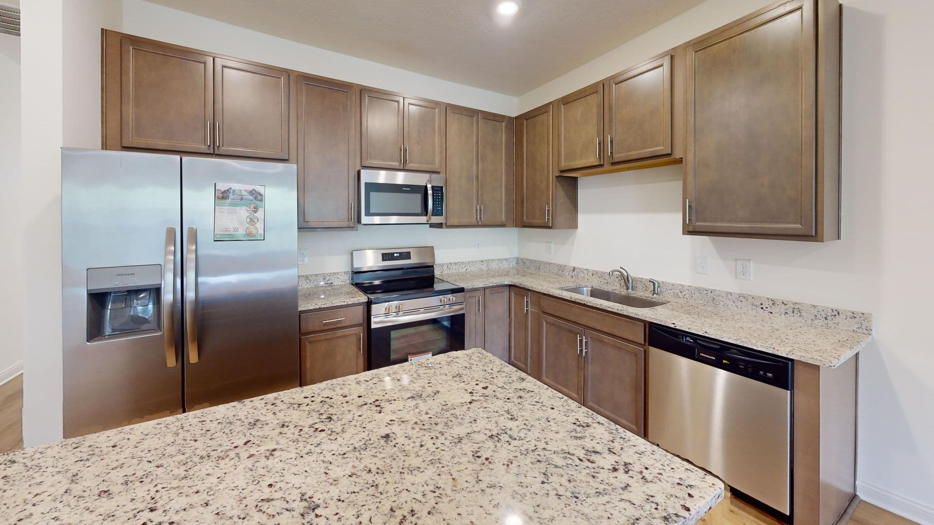 Avon Apartment: 8483 E County Rd 200 N