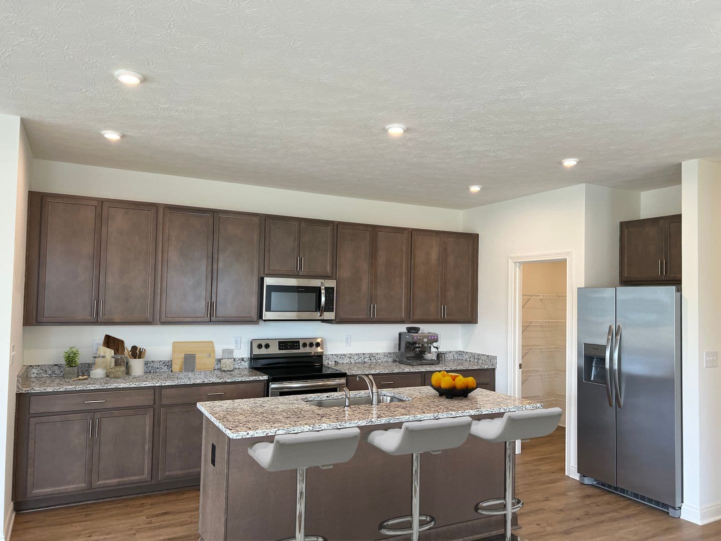 Avon Apartment: 8483 E County Rd 200 N