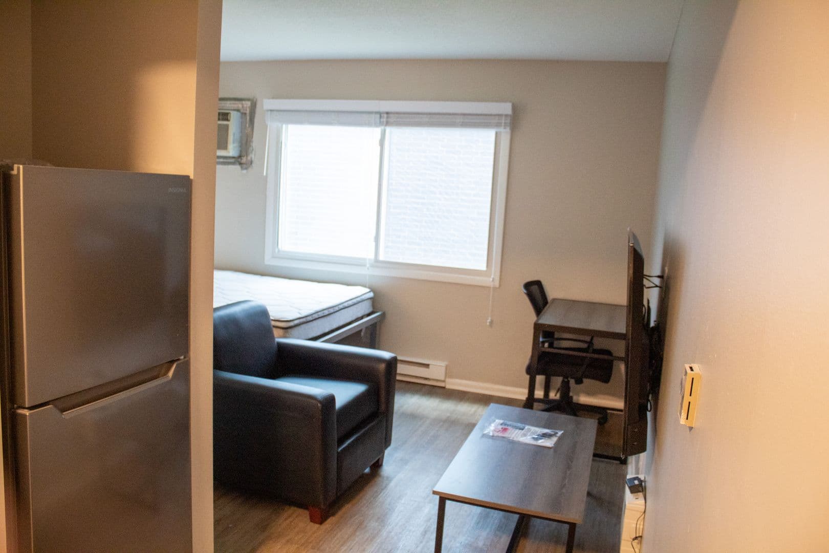 Champaign Apartment: 107 E Healey Street