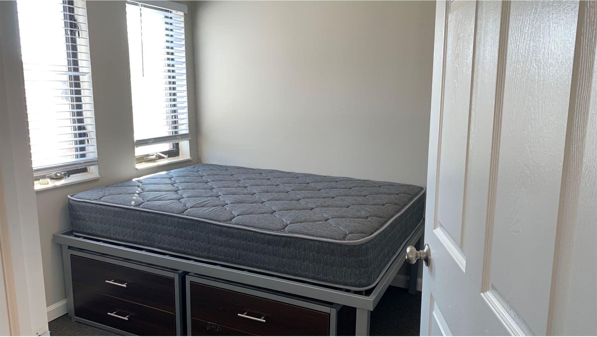 Champaign Apartment: 408 E Springfield