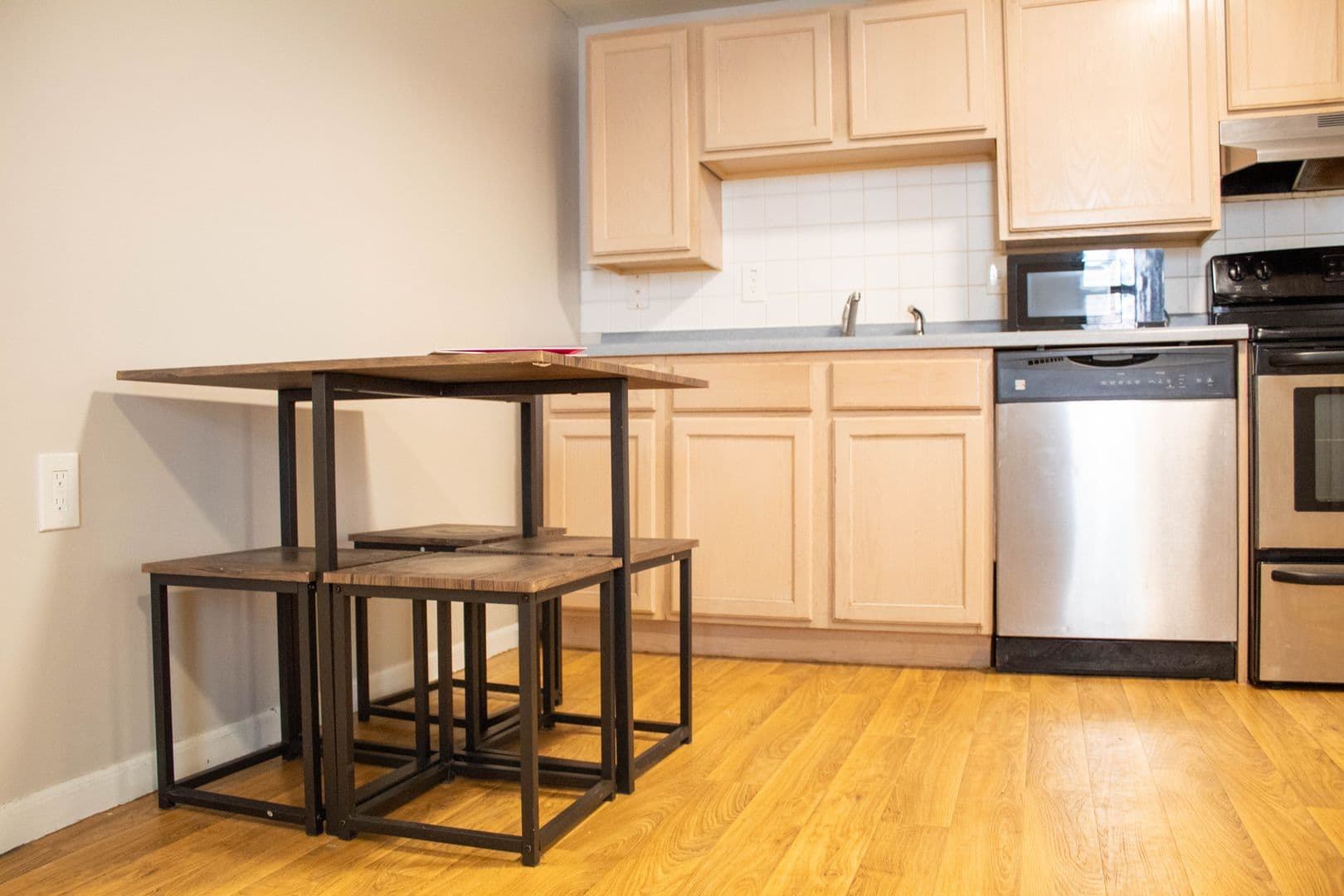 Champaign Apartment: 806 S Third
