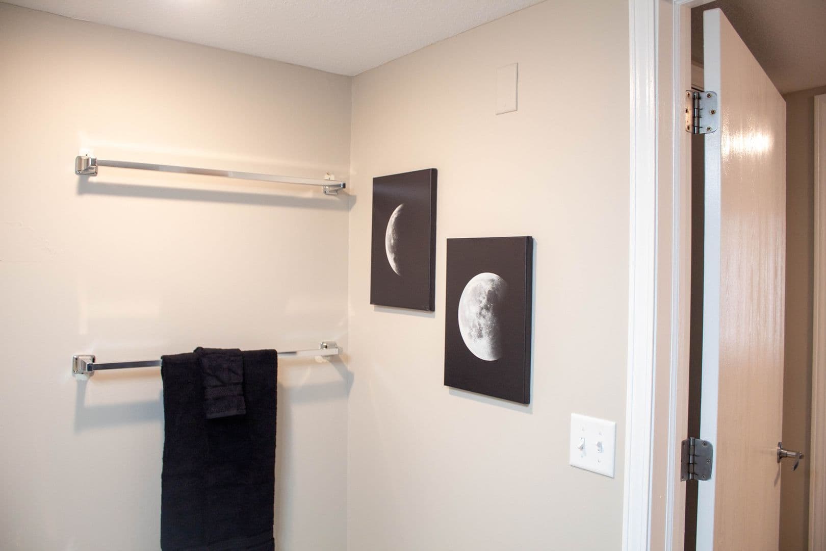 Urbana Apartment: 1010 W Stoughton