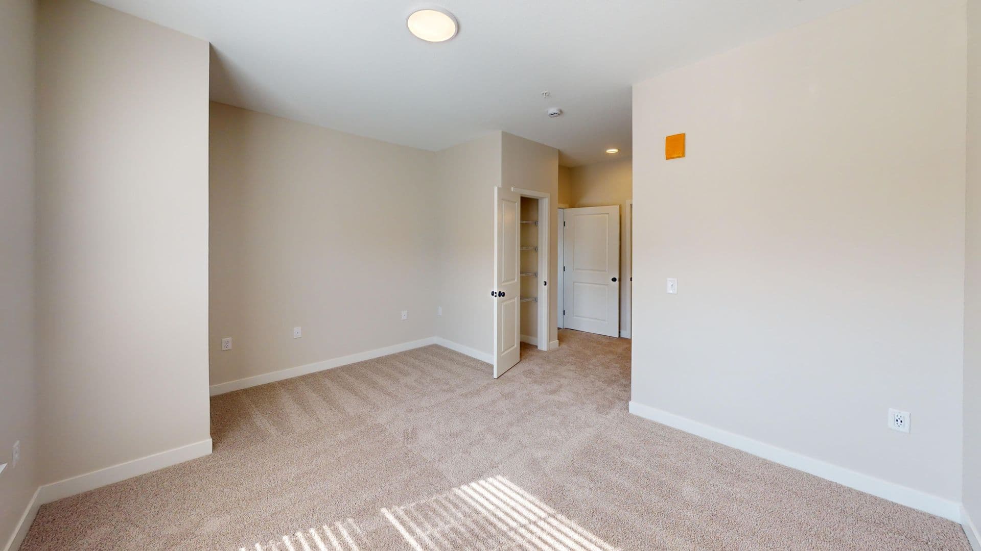 Normal Apartment: 1808 Carden Springs Circle