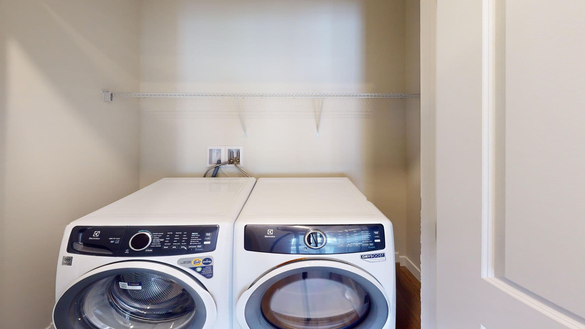 Normal Apartment: 1808 Carden Springs Circle