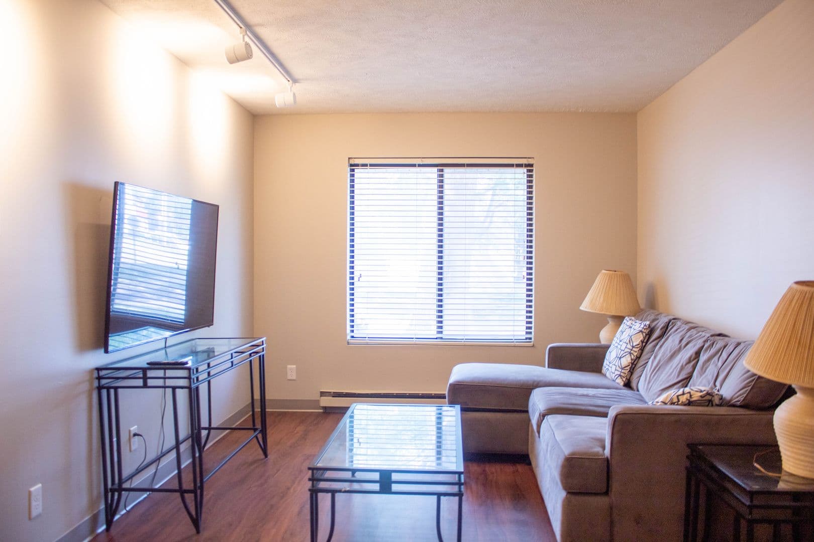 Urbana Apartment: 1001 W Clark