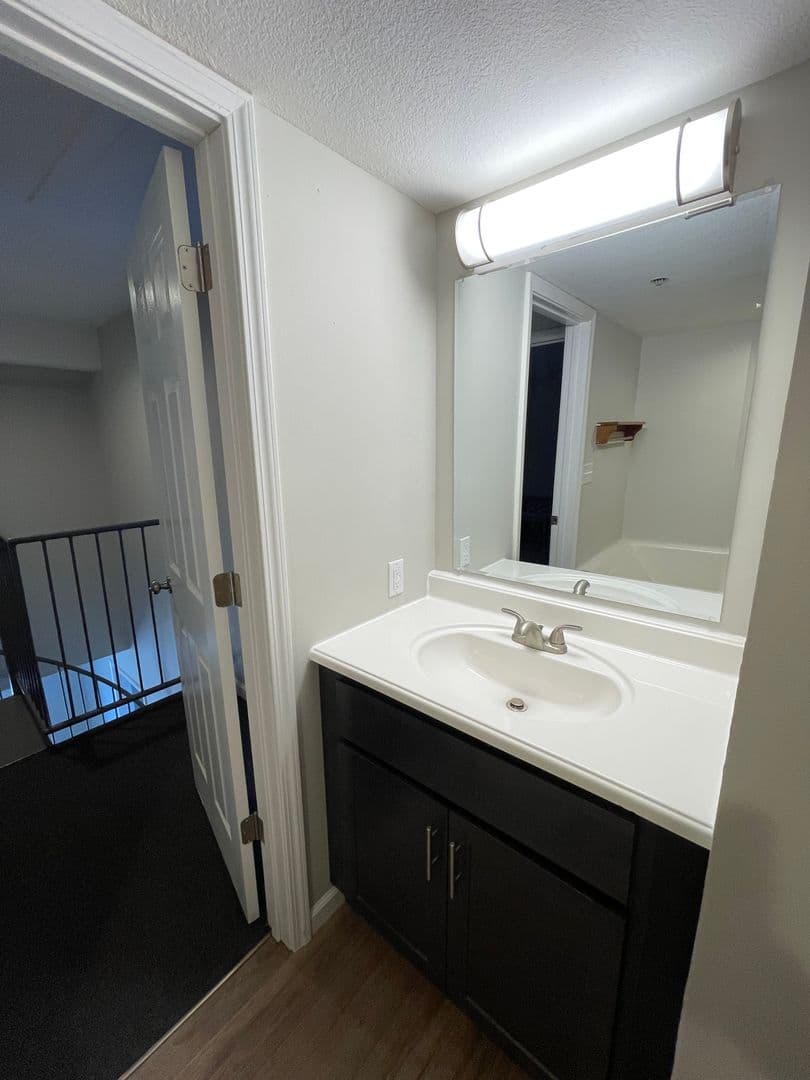 Champaign Apartment: 301 E Chalmers