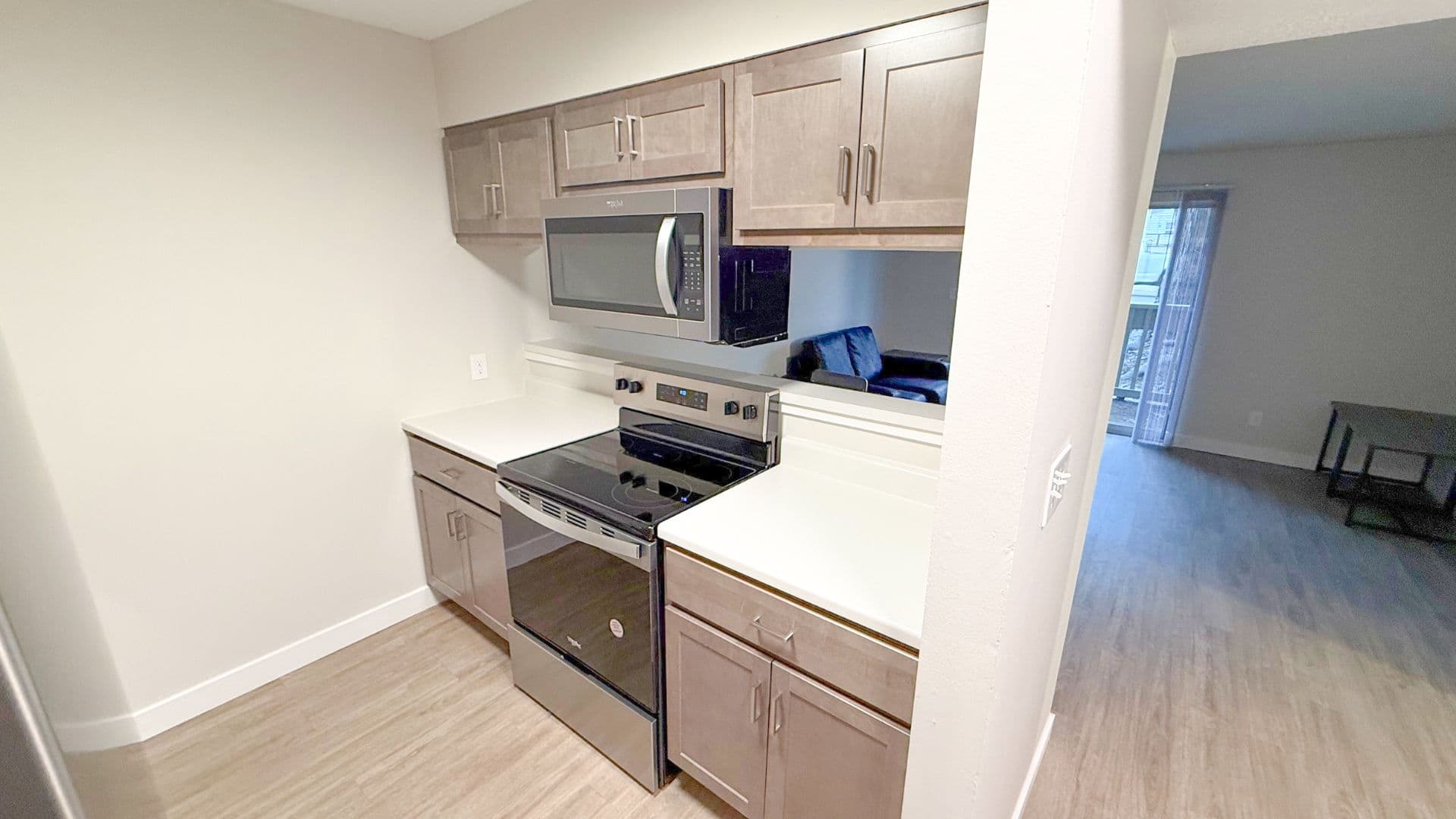Urbana Apartment: 105 N Busey