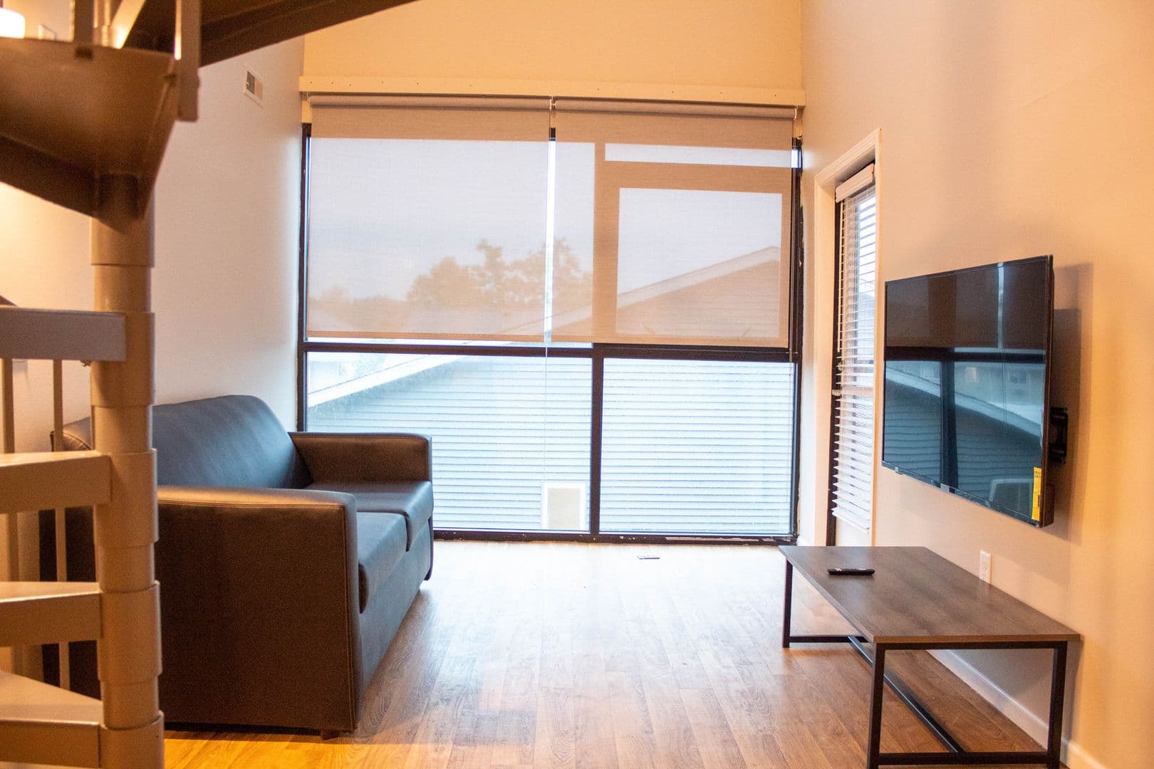 Urbana Apartment: 1010 W Stoughton
