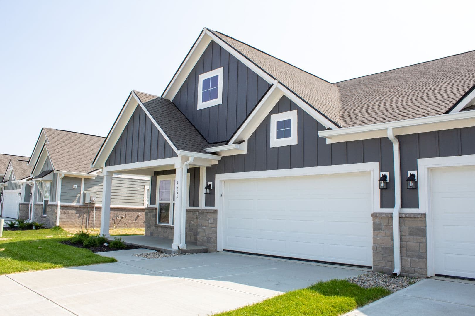 Avon Apartment: 8483 E County Rd 200 N