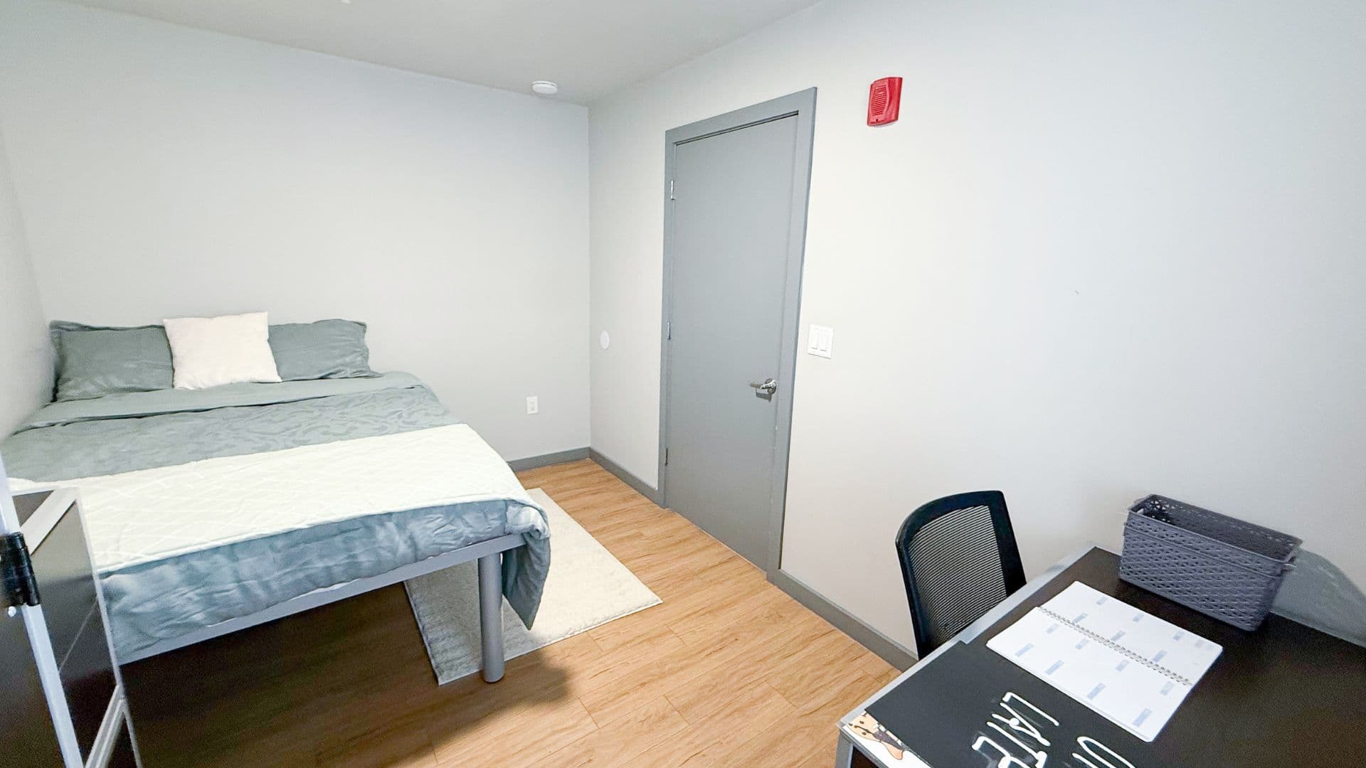 Champaign Apartment: 615 S Wright
