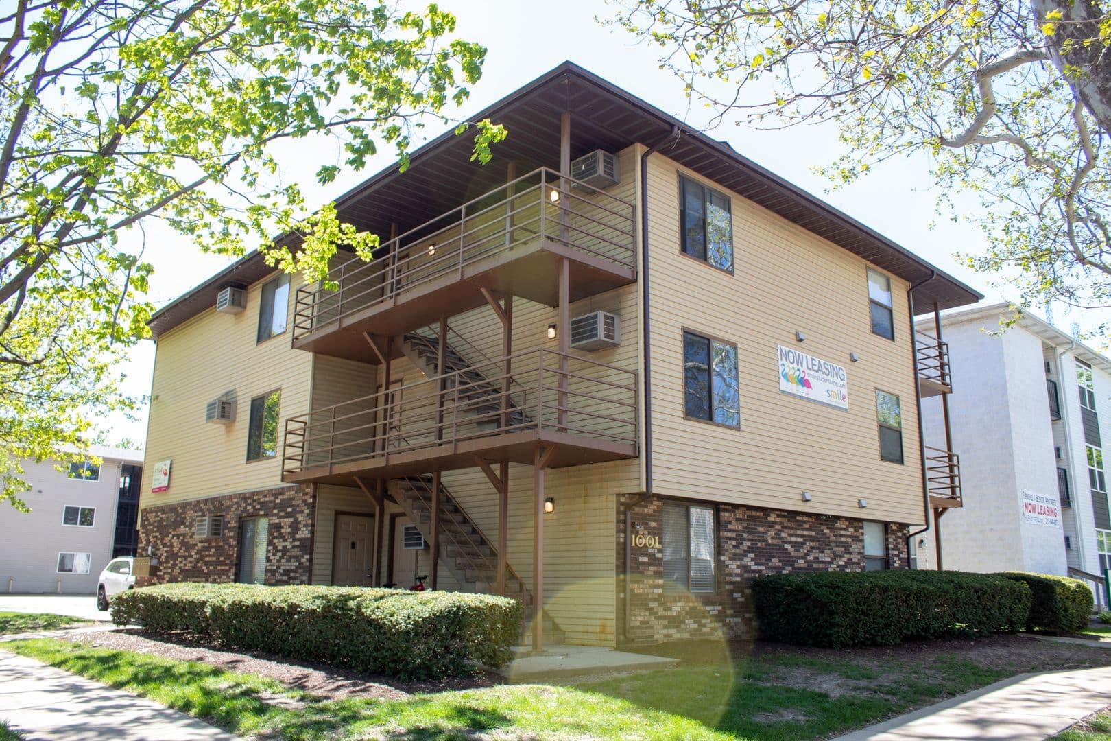 Urbana Apartment: 1001 W Clark