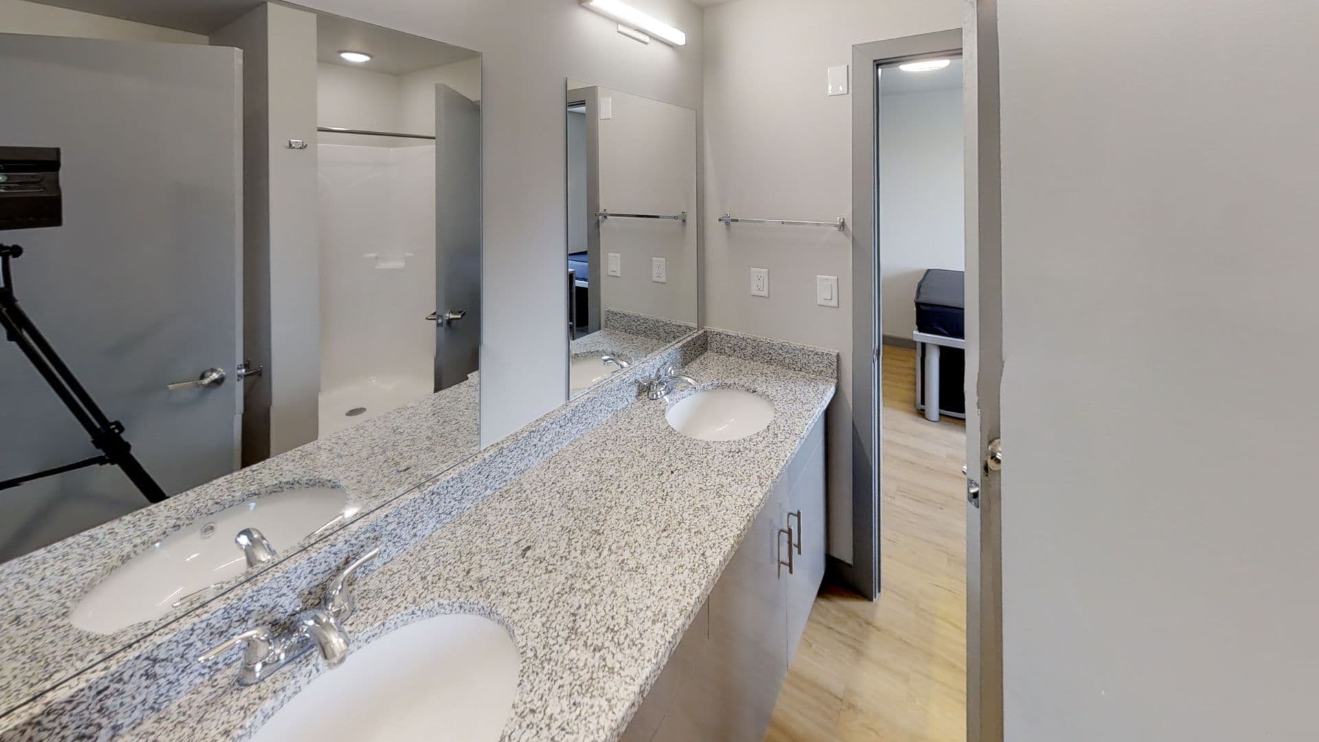 Champaign Apartment: 615 S Wright