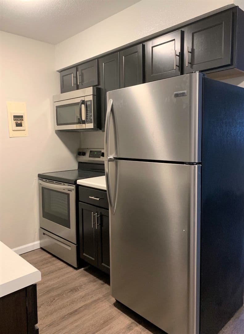Peoria Apartment: 6516-6500 N University St