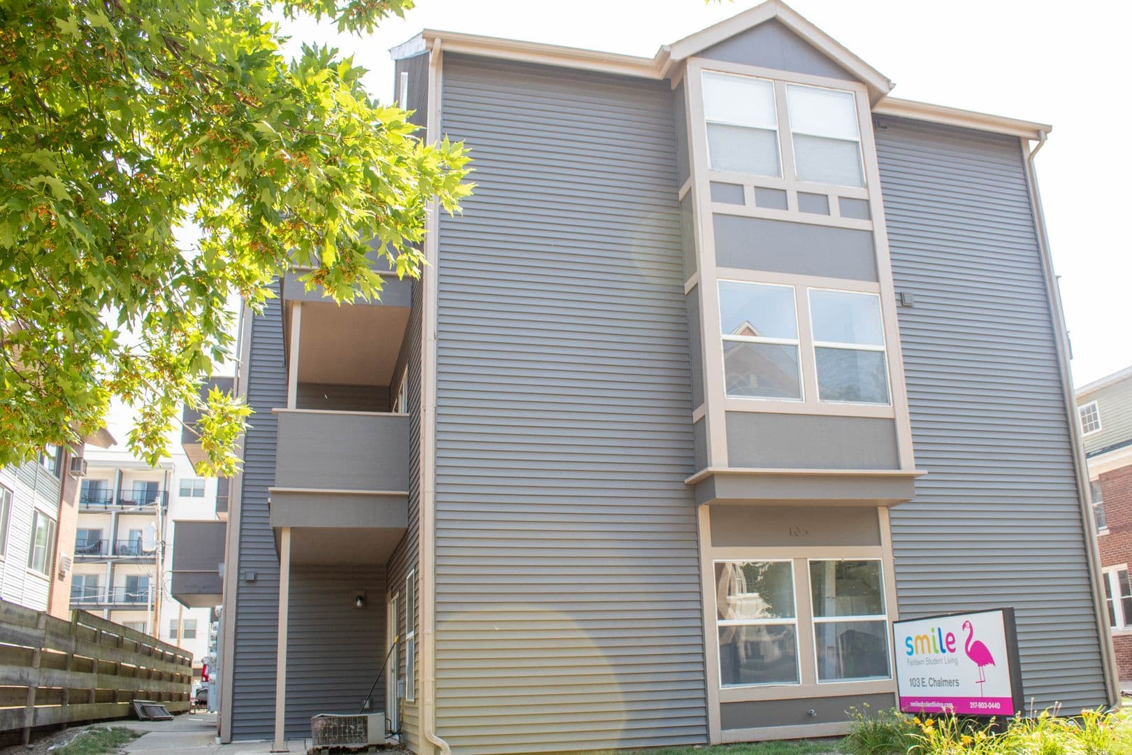 Champaign Apartment: 103 E Chalmers Street