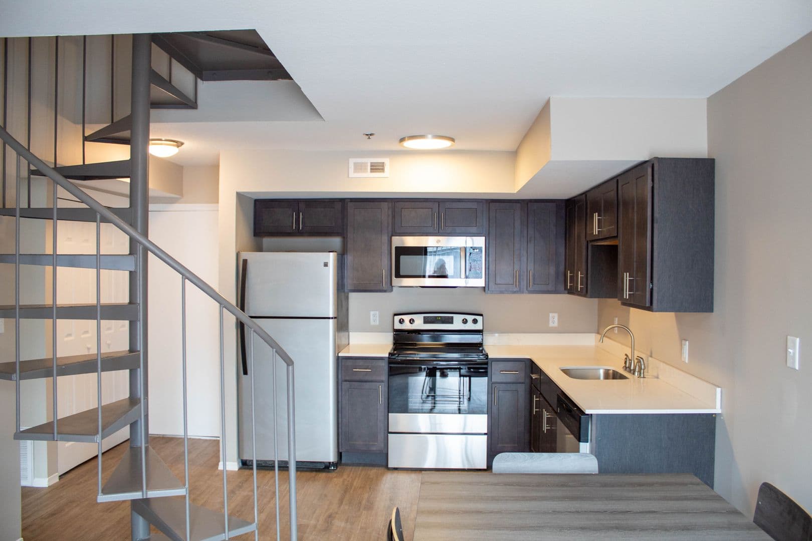 Champaign Apartment: 57 E Chalmers Street