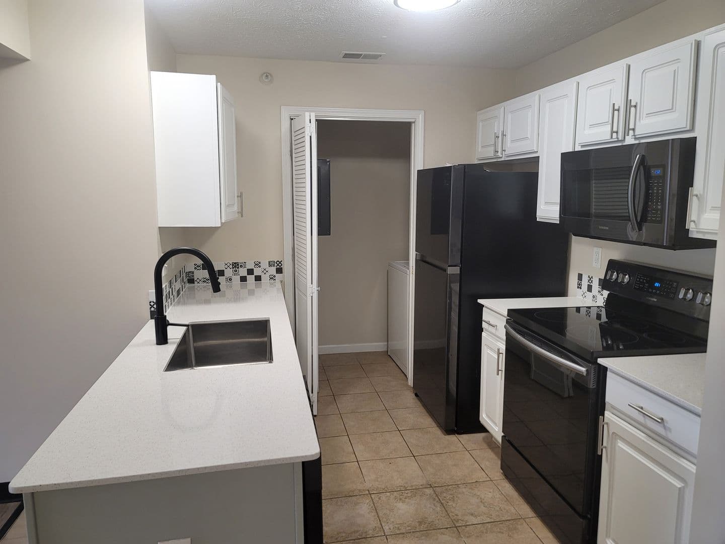West Lafayette Apartment: 1304 Palmer Dr