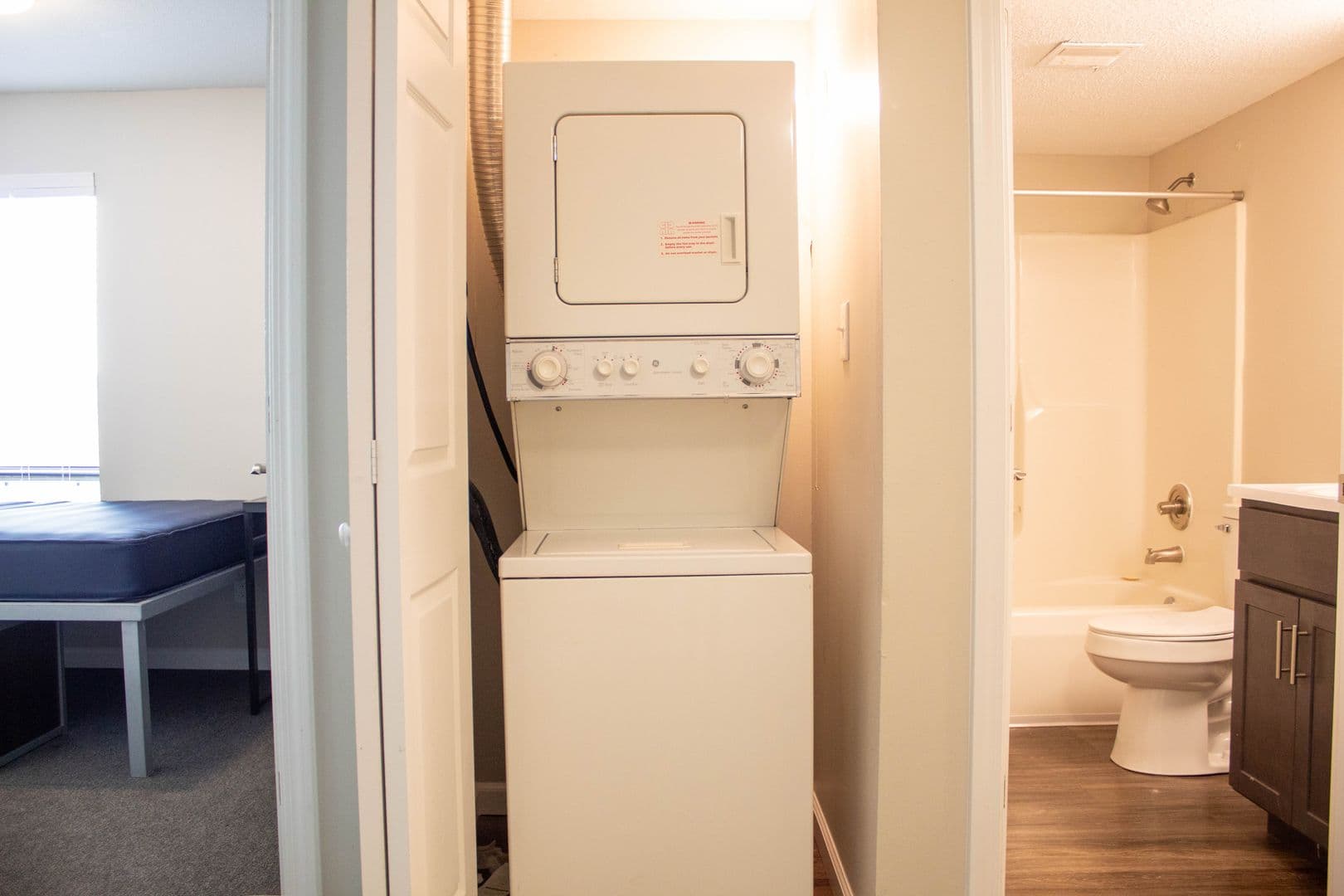 Champaign Apartment: 105 S Wright