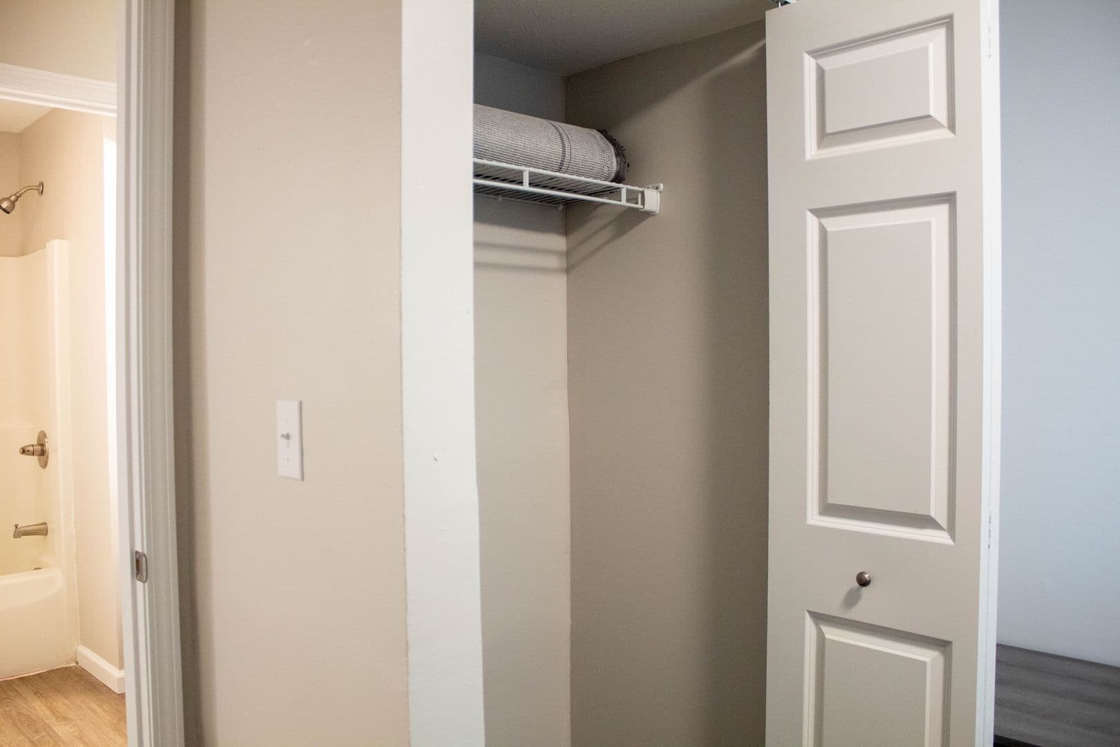 Champaign Apartment: 903 S Locust Street