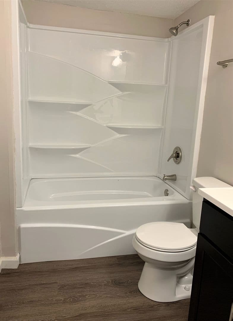 Peoria Apartment: 6516-6500 N University St