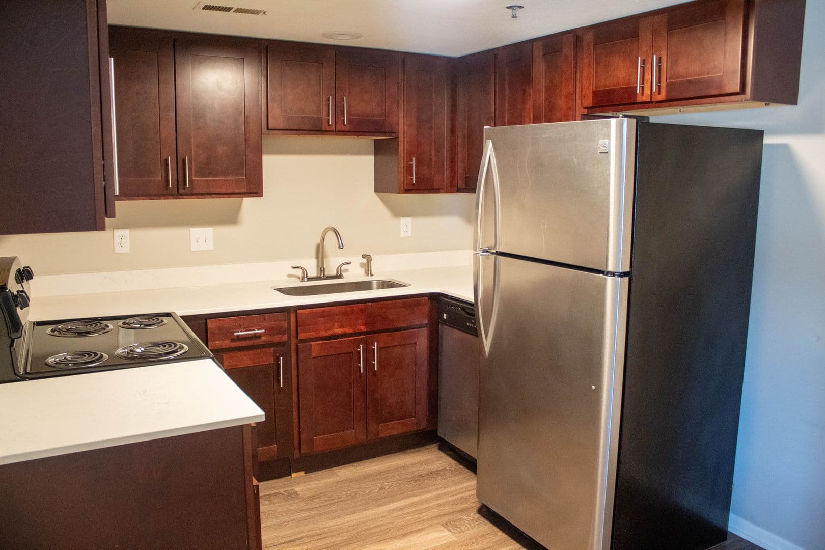 Champaign Apartment: 408 E Springfield