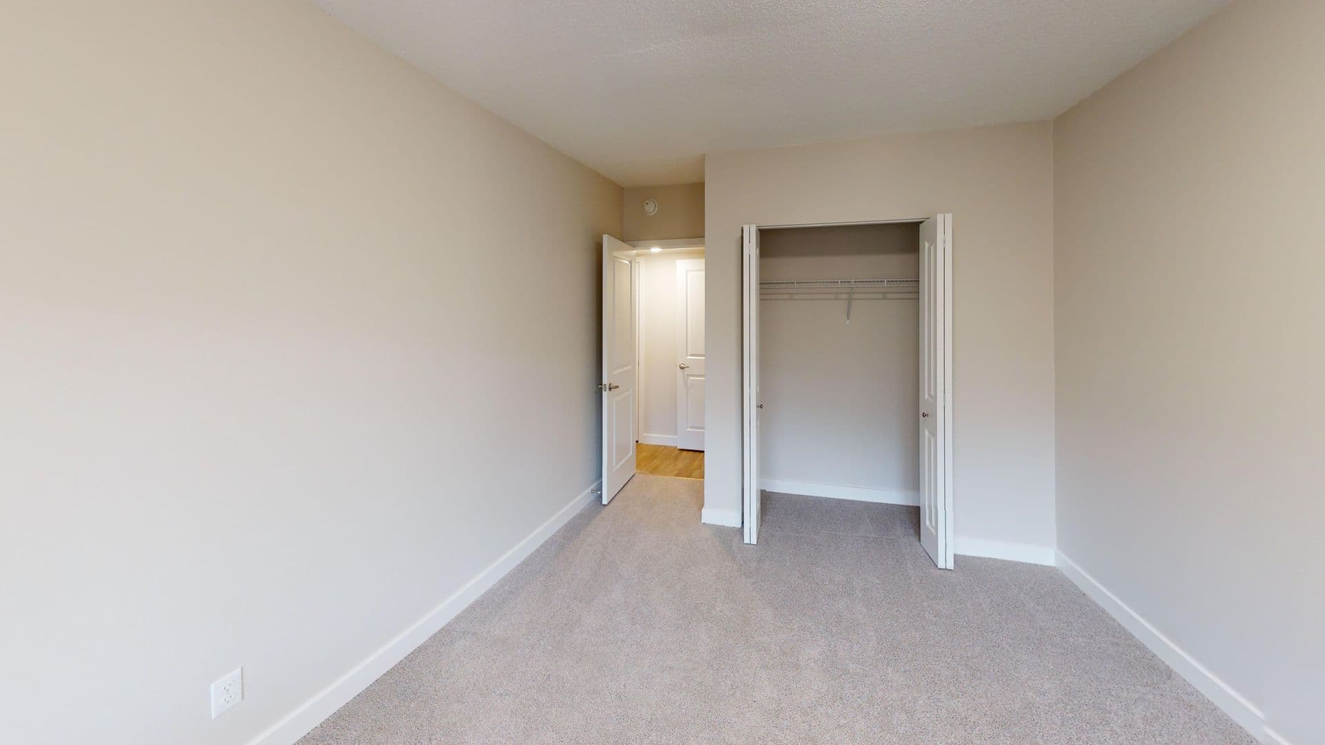 Champaign Apartment: 1515 W. Kirby Ave.