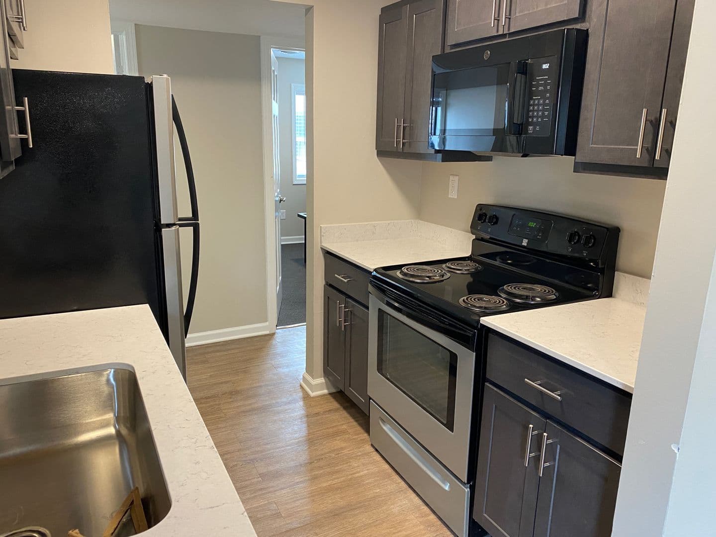 Urbana Apartment: 106 S Gregory Street