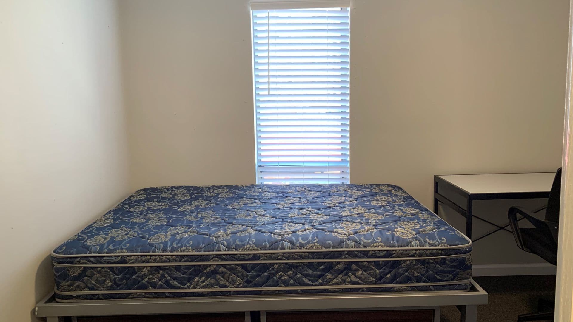 Champaign Apartment: 105 S Wright