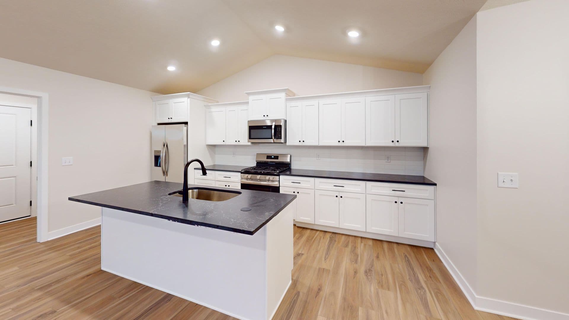 Normal Townhome: 1735 Beech Street