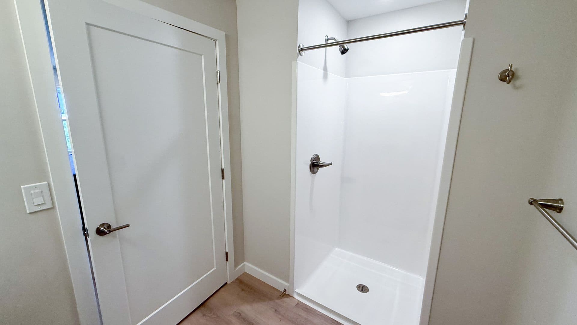 Champaign Apartment: 608 E Chalmers St