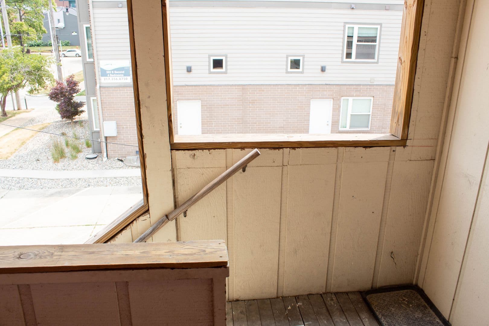 Champaign Apartment: 111 E Springfield Avenue