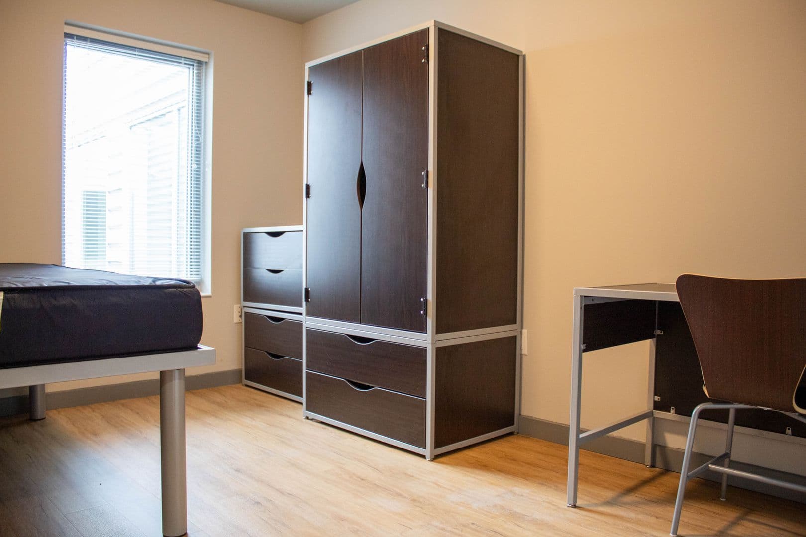 Champaign Apartment: 615 S Wright
