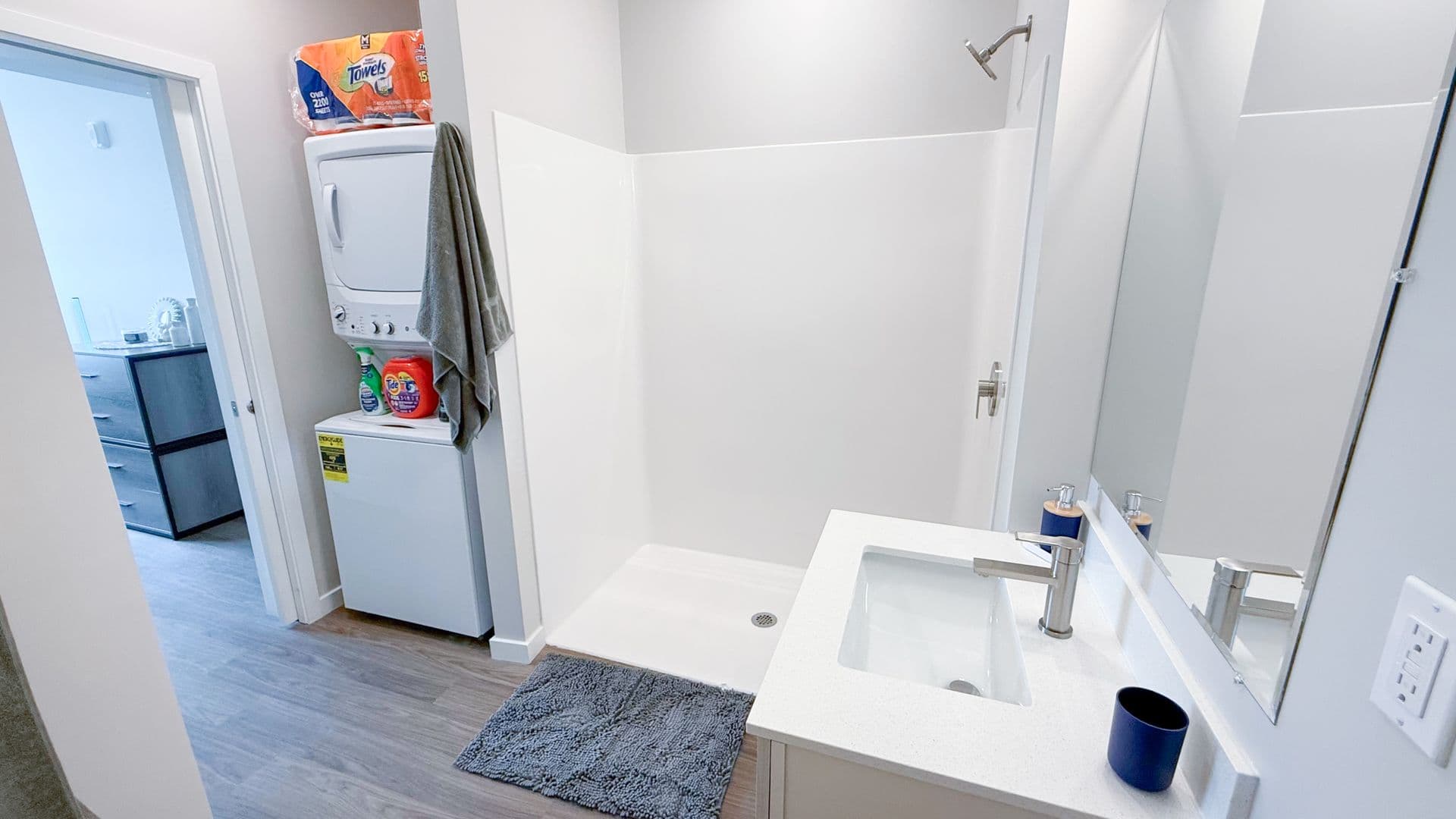 Champaign Apartment: 404 E Clark St