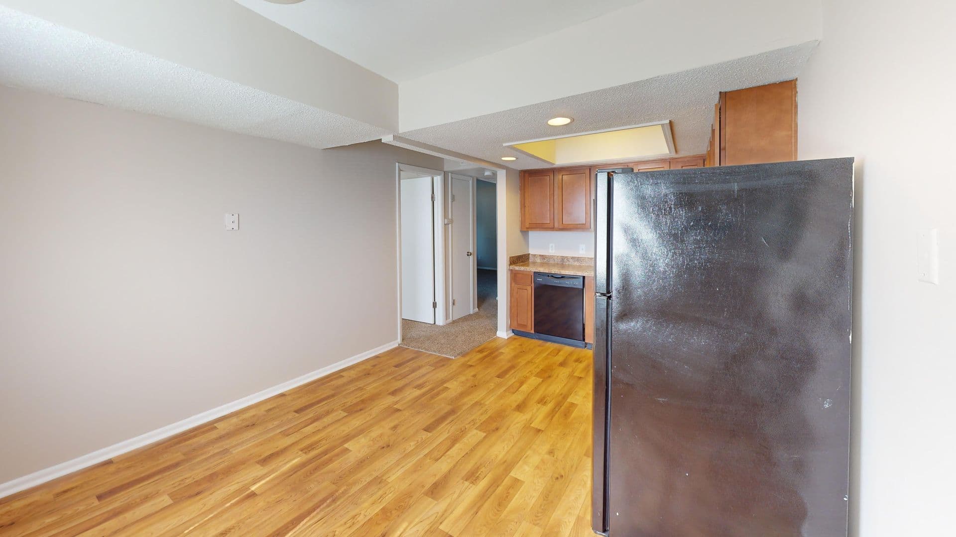 Indianapolis Apartment: 5838 W Mooresville Rd