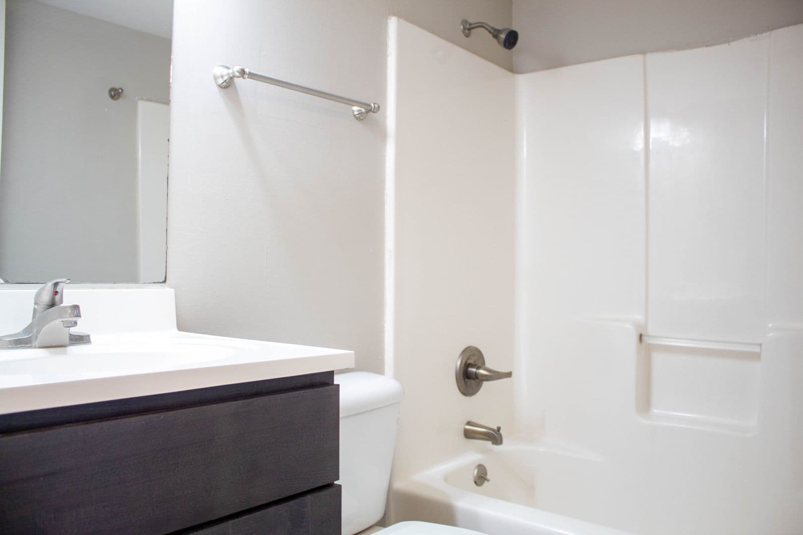 Champaign Apartment: 202 E Chalmers St