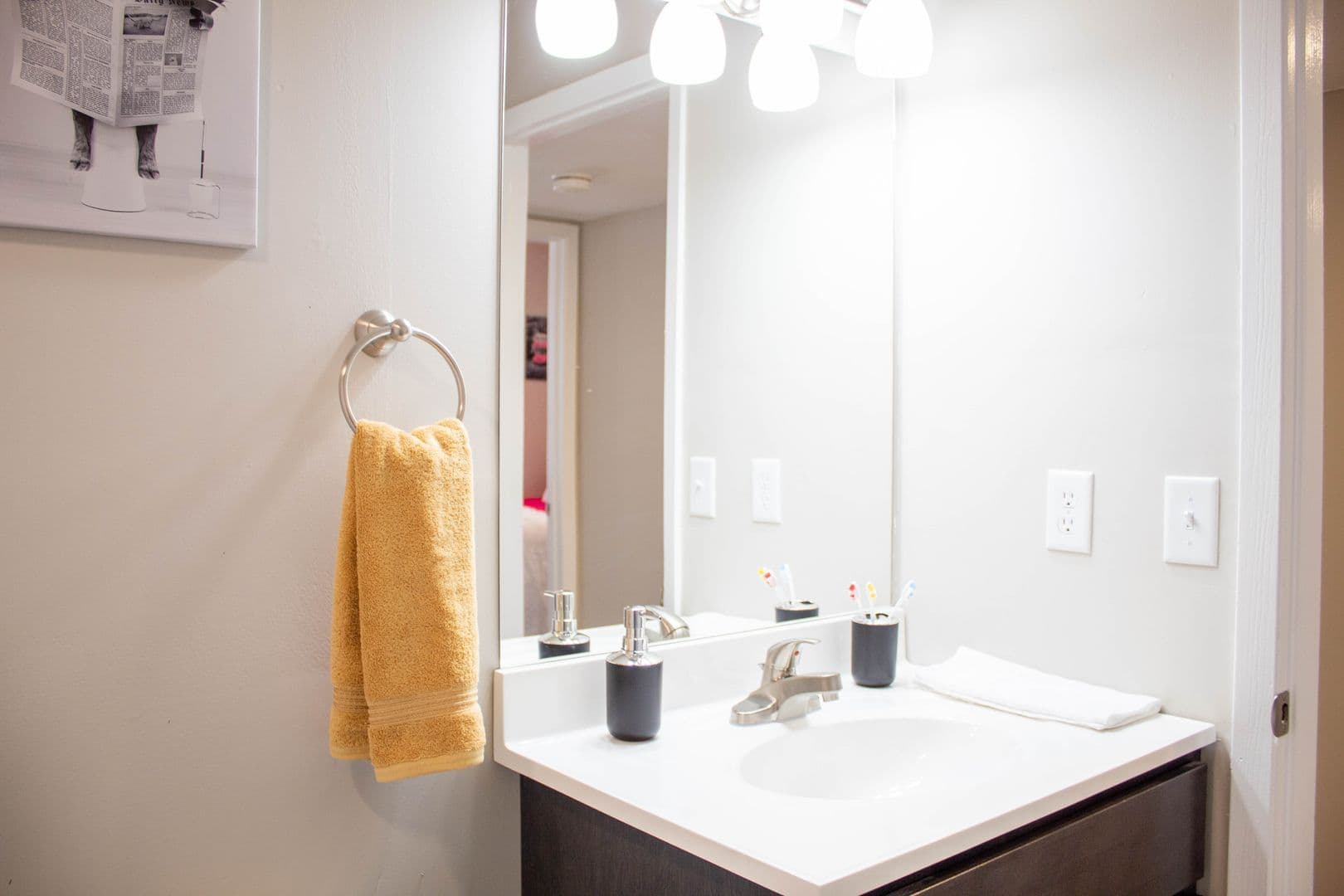 Champaign Apartment: 48 E John